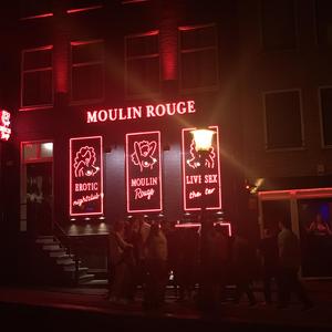 同志白嫩翘臀体育生视频
